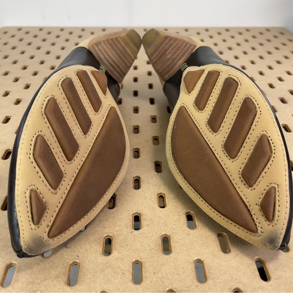 Terra Plana Women’s Leather Babydoll Stitched Stacked Heel Tan/ Black 40 US 9.5 - Picture 9 of 11